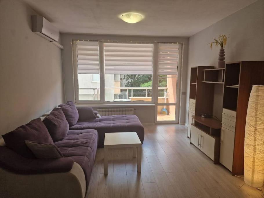 Apartment Cozy Central In Outskirts Of Old